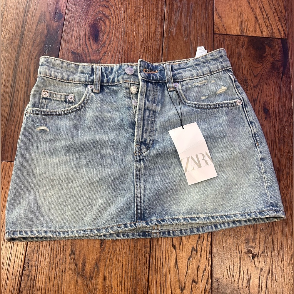 Zara Women's Light Blue Distressed Denim Mini Skirt